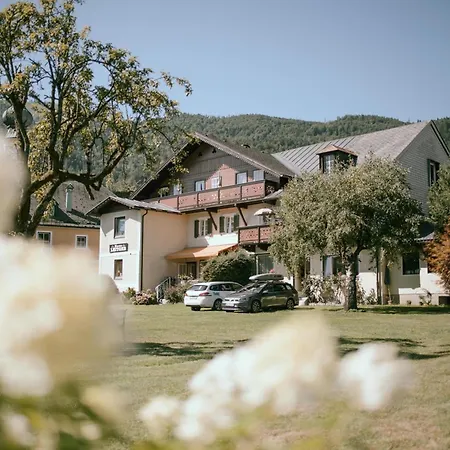 Familie Leitgeb Apartment Sankt Gilgen