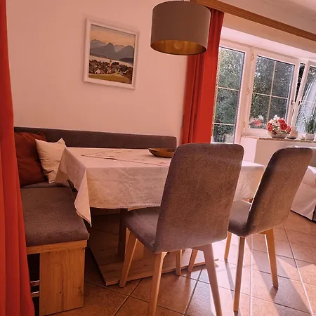 Apartment Familie Leitgeb Sankt Gilgen
